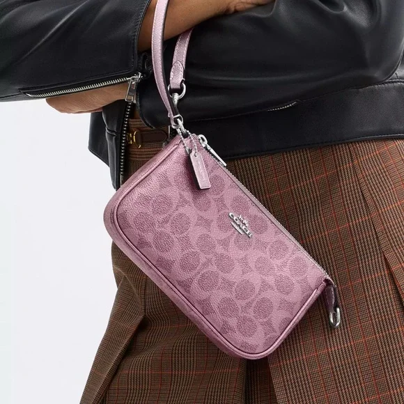 🌸🌸 Coach Boxed Nolita 19 And Nolita Bag Charm Set In Signature Canvas - Picture 5 of 14